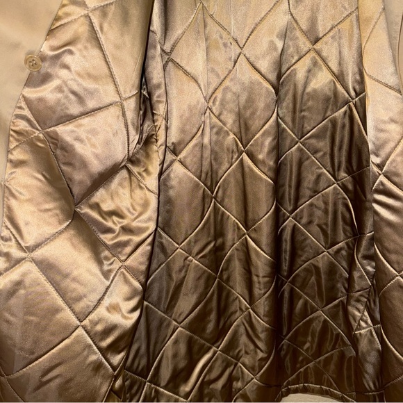 Bromleigh Vintage Trench Coat in Cream - Picture 9 of 9